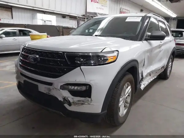 1FMSK8DH9PGA56128 2023 FORD EXPLORER - Image 2