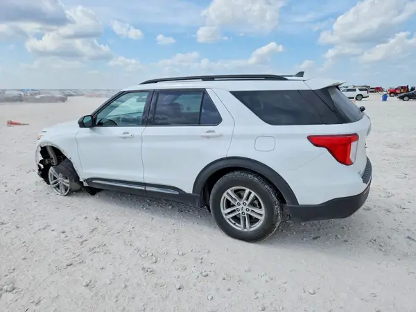 1FMSK8DH9PGA59076 2023 FORD EXPLORER - Image 2