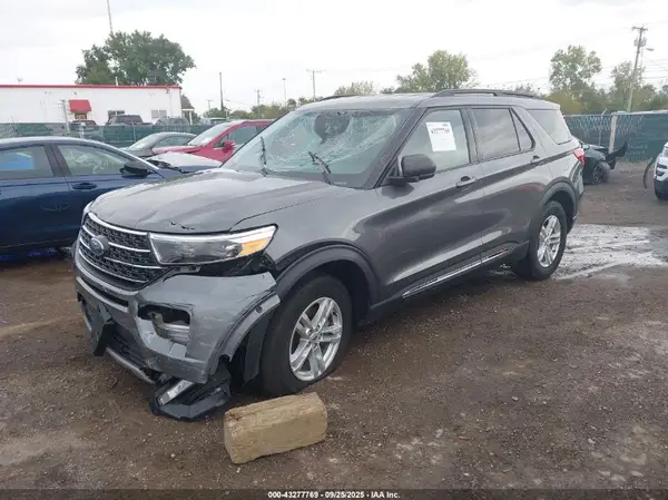 1FMSK8DH9PGB20541 2023 FORD EXPLORER - Image 2