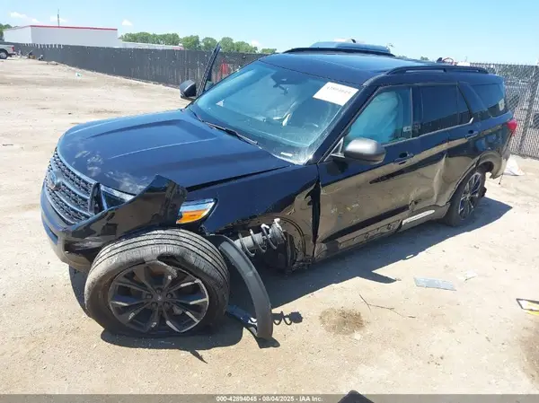 1FMSK8DH9PGB31751 2023 FORD EXPLORER - Image 2