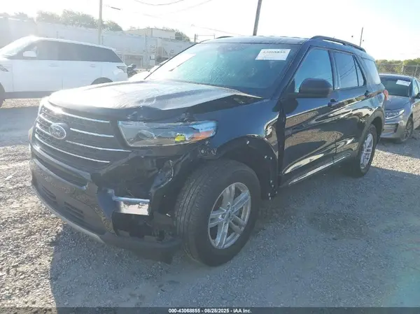 1FMSK8DH9PGB42779 2023 FORD EXPLORER - Image 2