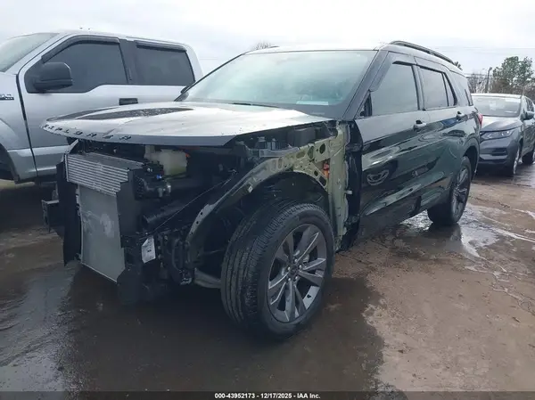 1FMSK8DH9PGB95367 2023 FORD EXPLORER - Image 2
