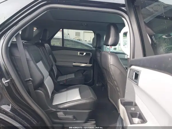 1FMSK8DH9PGB95367 2023 FORD EXPLORER - Image 8
