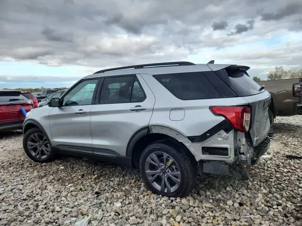 1FMSK8DH9RGA17428 2024 FORD EXPLORER - Image 2