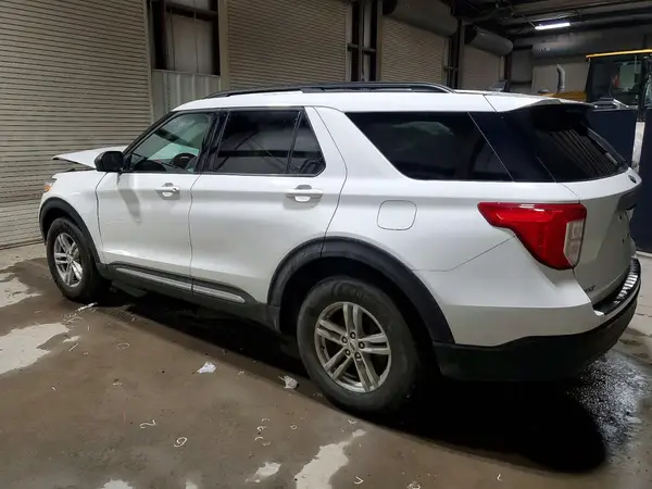 1FMSK8DH9RGA68847 2024 FORD EXPLORER - Image 2