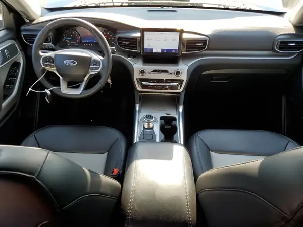 1FMSK8DH9RGA69576 2024 FORD EXPLORER - Image 8