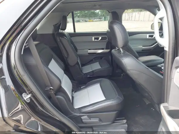 1FMSK8DH9RGA71439 2024 FORD EXPLORER - Image 8
