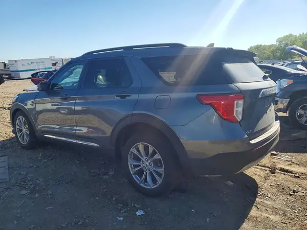 1FMSK8DH9RGA80240 2024 FORD EXPLORER - Image 2