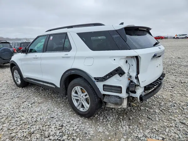 1FMSK8DH9RGA85101 2024 FORD EXPLORER - Image 2