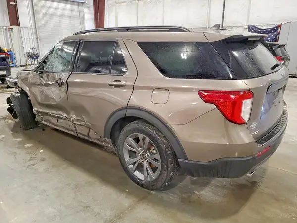 1FMSK8DHXMGA49703 2021 FORD EXPLORER - Image 2