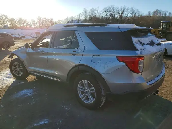 1FMSK8DHXMGB22567 2021 FORD EXPLORER - Image 2