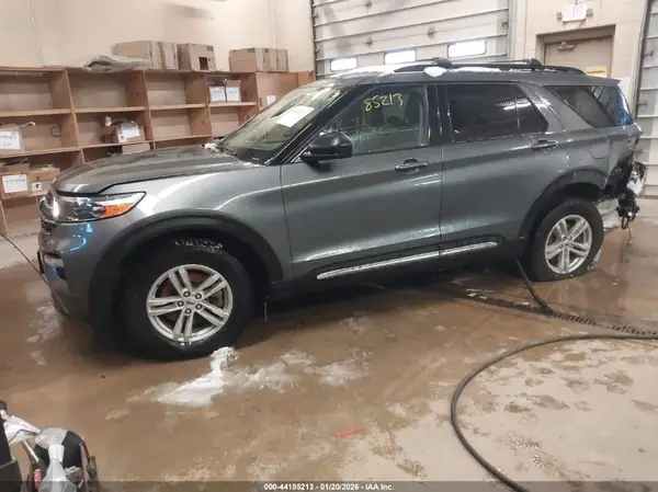 1FMSK8DHXMGB41216 2021 FORD EXPLORER - Image 2