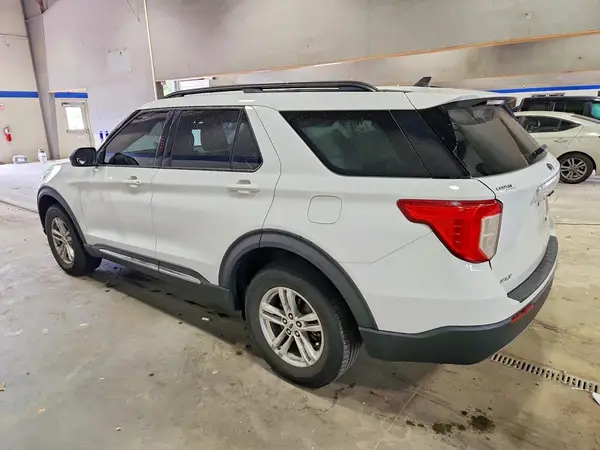 1FMSK8DHXMGB75222 2021 FORD EXPLORER - Image 2