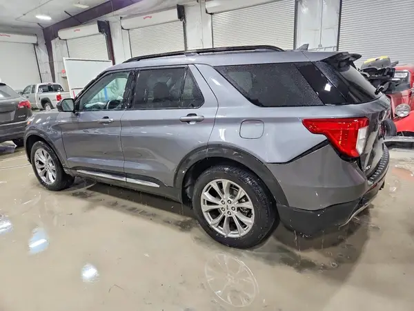 1FMSK8DHXMGB93168 2021 FORD EXPLORER - Image 2