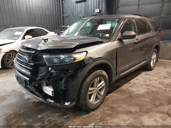 1FMSK8DHXMGC16450 2021 FORD EXPLORER - Image 2
