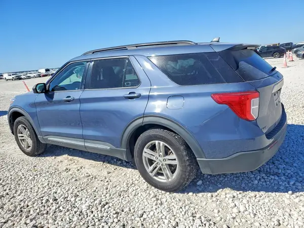 1FMSK8DHXMGC40439 2021 FORD EXPLORER - Image 2
