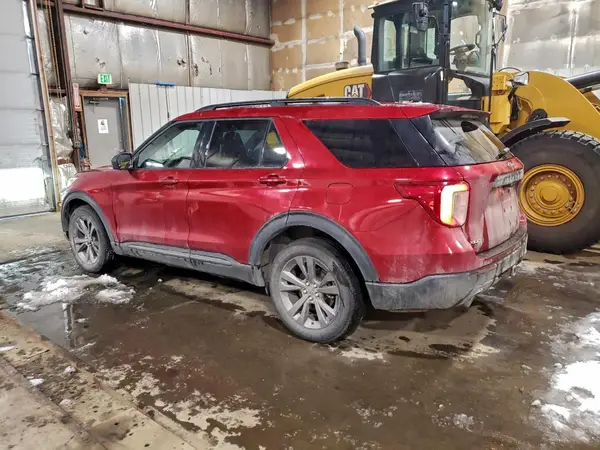 1FMSK8DHXMGC46256 2021 FORD EXPLORER - Image 2
