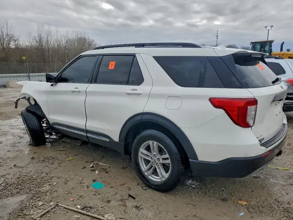 1FMSK8DHXNGA17089 2022 FORD EXPLORER - Image 2