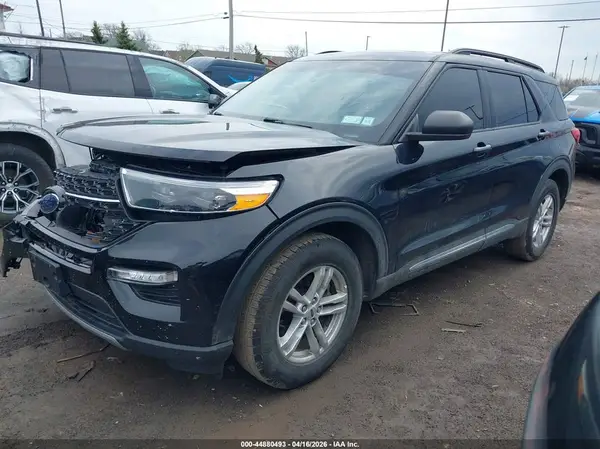 1FMSK8DHXNGA37939 2022 FORD EXPLORER - Image 2