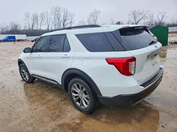 1FMSK8DHXNGA39285 2022 FORD EXPLORER - Image 2