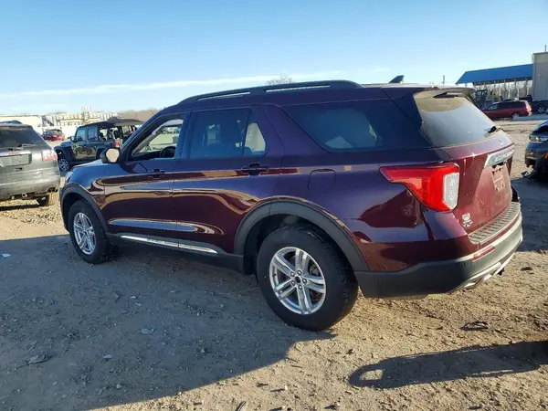 1FMSK8DHXNGA60282 2022 FORD EXPLORER - Image 2