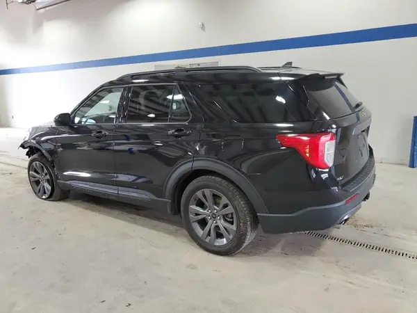 1FMSK8DHXNGA70746 2022 FORD EXPLORER - Image 2