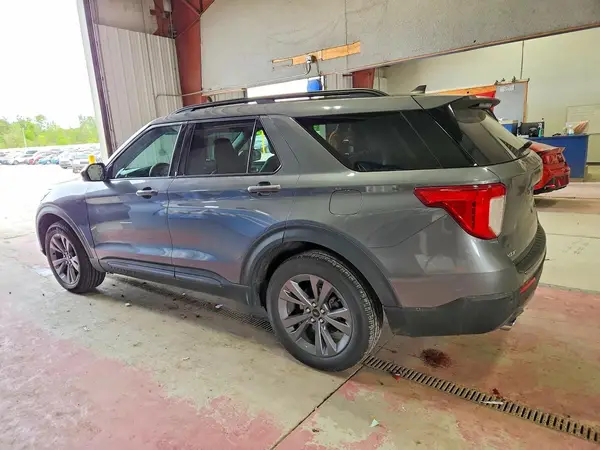 1FMSK8DHXNGA88227 2022 FORD EXPLORER - Image 2