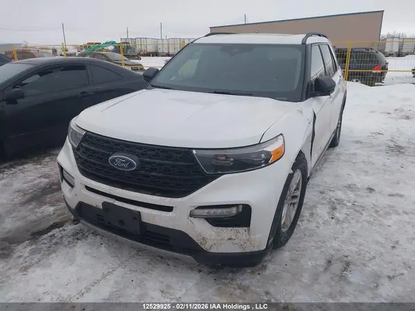 1FMSK8DHXNGB18794 2022 FORD EXPLORER - Image 2
