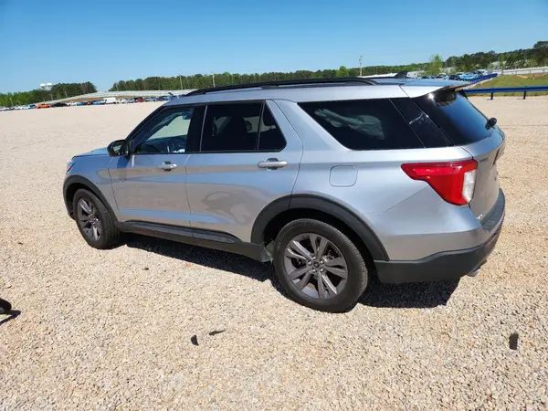 1FMSK8DHXNGB37832 2022 FORD EXPLORER - Image 2