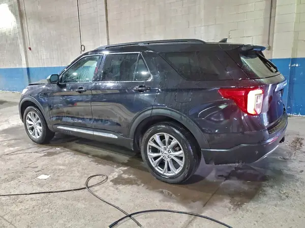 1FMSK8DHXNGB72631 2022 FORD EXPLORER - Image 2