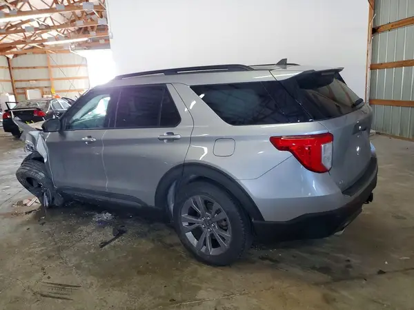 1FMSK8DHXNGC10729 2022 FORD EXPLORER - Image 2