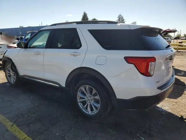1FMSK8DHXNGC21276 2022 FORD EXPLORER - Image 2