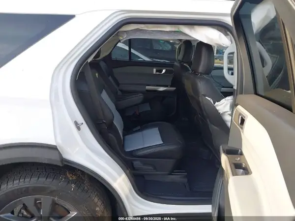 1FMSK8DHXPGA18665 2023 FORD EXPLORER - Image 8