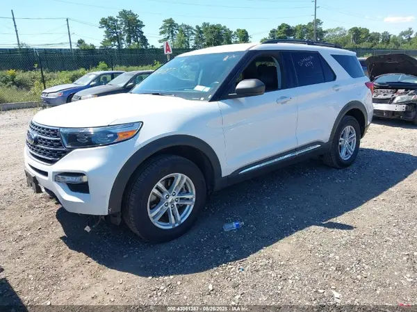 1FMSK8DHXPGB27658 2023 FORD EXPLORER - Image 2