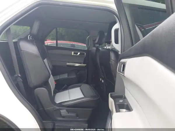 1FMSK8DHXPGC39358 2023 FORD EXPLORER - Image 8