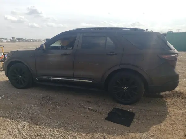 1FMSK8FH0MGA03035 2021 FORD EXPLORER - Image 2