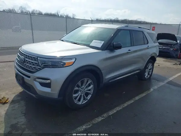 1FMSK8FH0PGA87667 2023 FORD EXPLORER - Image 2