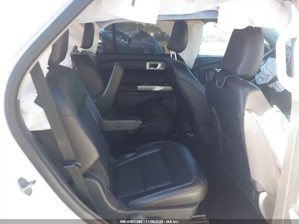 1FMSK8FH0PGB68300 2023 FORD EXPLORER - Image 8