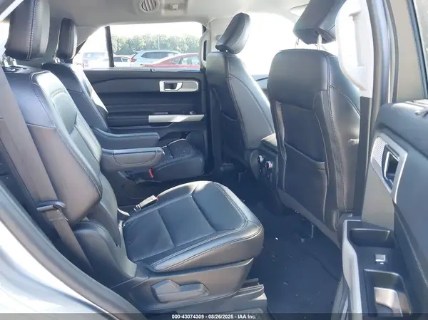 1FMSK8FH0RGA30226 2024 FORD EXPLORER - Image 8