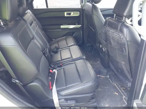 1FMSK8FH1NGA70762 2022 FORD EXPLORER - Image 8