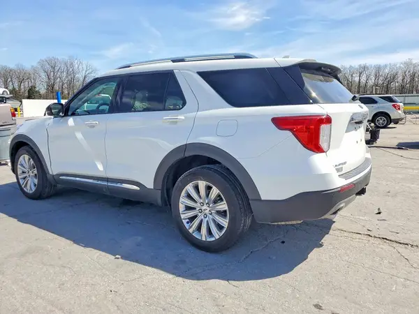1FMSK8FH1NGC33233 2022 FORD EXPLORER - Image 2