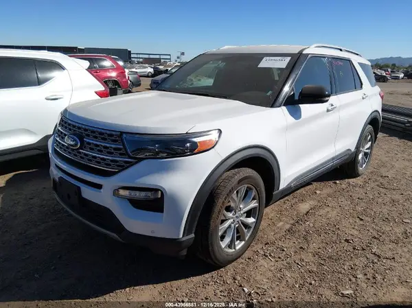 1FMSK8FH1PGB40618 2023 FORD EXPLORER - Image 2
