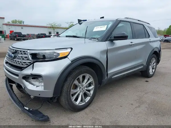 1FMSK8FH1RGA28064 2024 FORD EXPLORER - Image 2