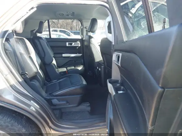 1FMSK8FH2MGB36475 2021 FORD EXPLORER - Image 8
