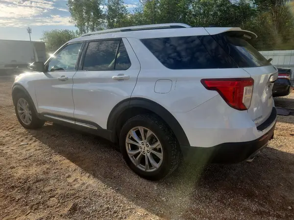 1FMSK8FH2MGC00997 2021 FORD EXPLORER - Image 2