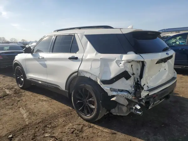 1FMSK8FH2MGC16116 2021 FORD EXPLORER - Image 2