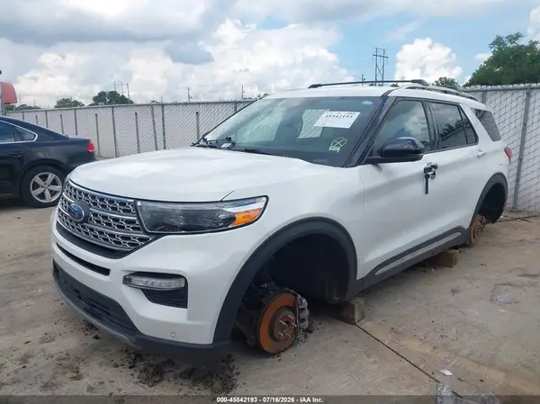 1FMSK8FH2MGC28797 2021 FORD EXPLORER - Image 2