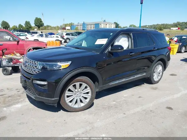 1FMSK8FH2PGB51112 2023 FORD EXPLORER - Image 2