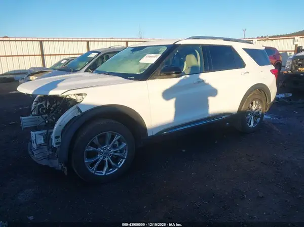 1FMSK8FH3MGB72885 2021 FORD EXPLORER - Image 2