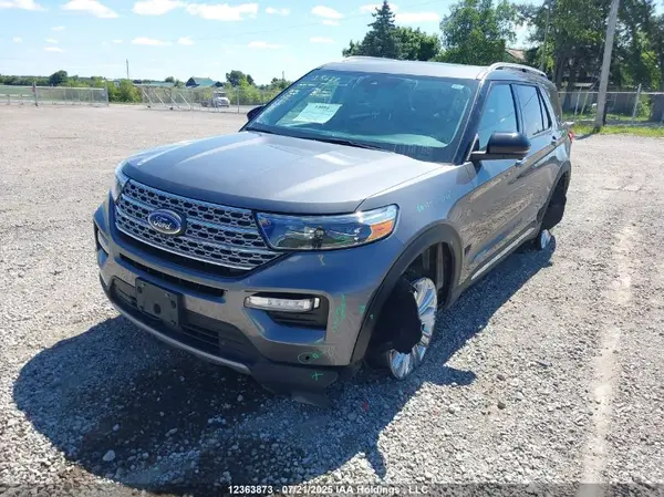 1FMSK8FH3NGB25471 2022 FORD EXPLORER - Image 2